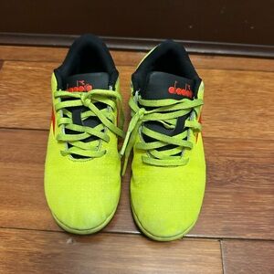 Diadora Kids soccer sneakers